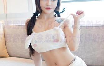 Feilin嗲囡囡 – SiByl李思宁的长腿图库，不下载你都不会想到这大长腿的威力。