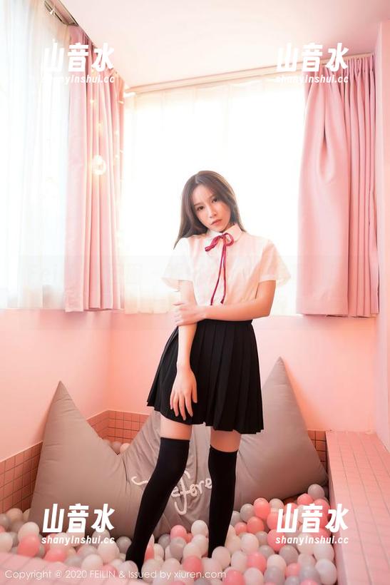Feilin嗲囡囡-伍月yuer Feilin嗲囡囡 - 观伍月yuer写真:透明到快要穿透了我的神经