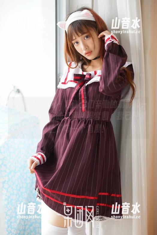 GIRLT果团网-尹意纯 GIRLT果团网 - 感谢你们辛勤的摄影师——看了尹意纯的高清制服套图,我已经爱上了每一个角度!