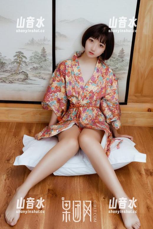 GIRLT果团网-林弯弯 GIRLT果团网 - 林弯弯的高清旅拍,手机一定要声音关小点,太让人分神了!