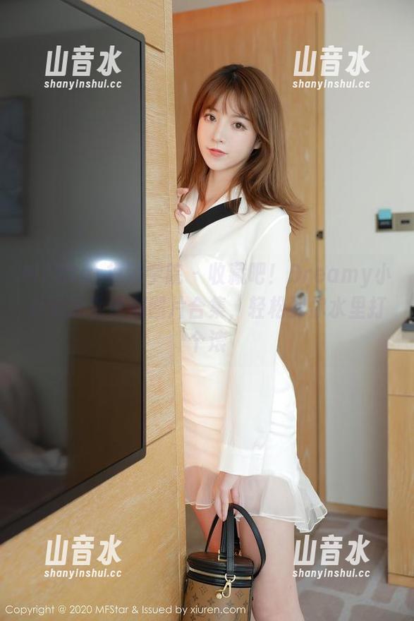 MFStar模范学院-Dreamy小乔 MFStar模范学院 - 收藏吧!Dreamy小乔的泳池珍藏图片合集,轻松到你水里打个滚