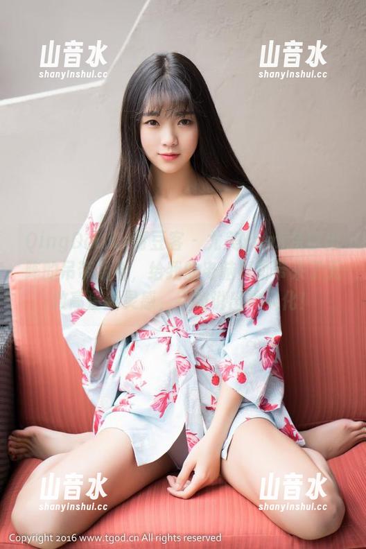 QingDouKe青豆客-尤美Yumi QingDouKe青豆客 - 尤美Yumi亲自出阵的吊带组合,给我的电脑桌面带来了无数高清新灵感,不如说出神入化!