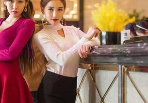 TGOD推女神 – 娜依灵儿，你的圣诞写真让我想起了那个可爱的松树，分享疯狂想法中！
