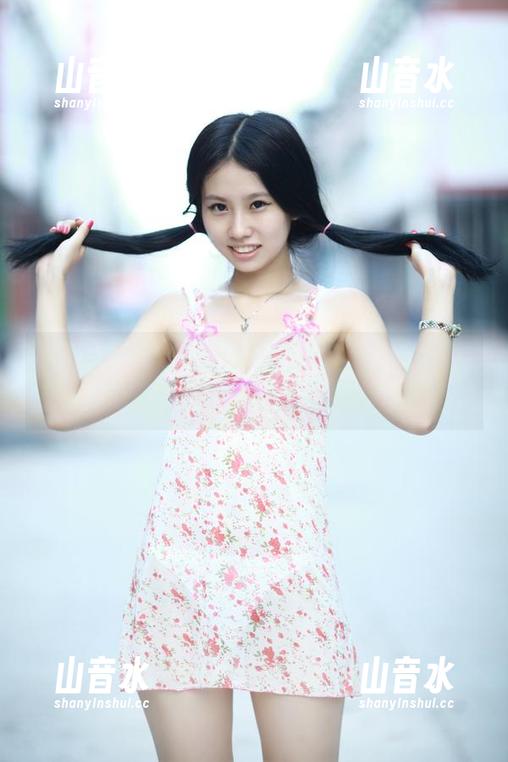 TGOD推女神 - 夏日小溪写真，顾欣怡像是在给水中的鱼撒盐！
