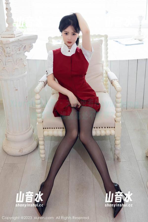 Xiuren秀人网-HeyuZhang Xiuren秀人网 - 天台也有HeyuZhang的写真,谁说高处不胜寒?