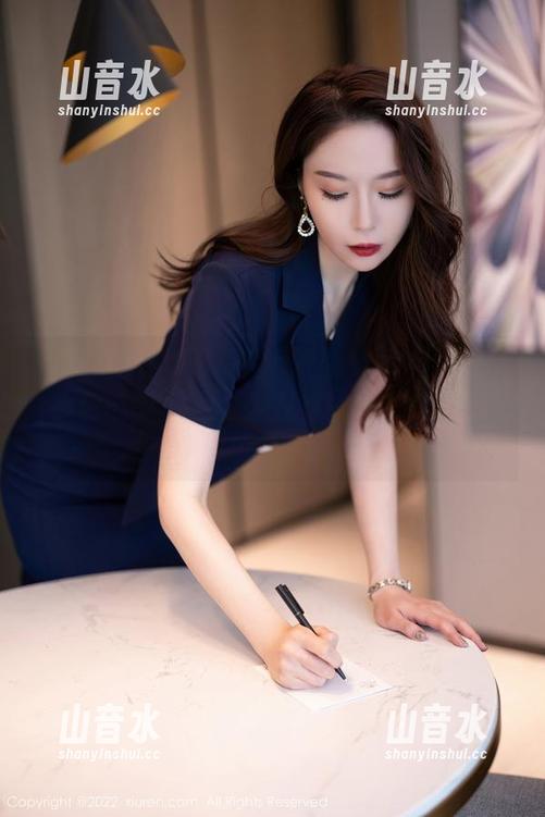Xiuren秀人网 - 精选旅拍套图，让sugar小甜心CC教你如何在每一张照片里都撒点小糖