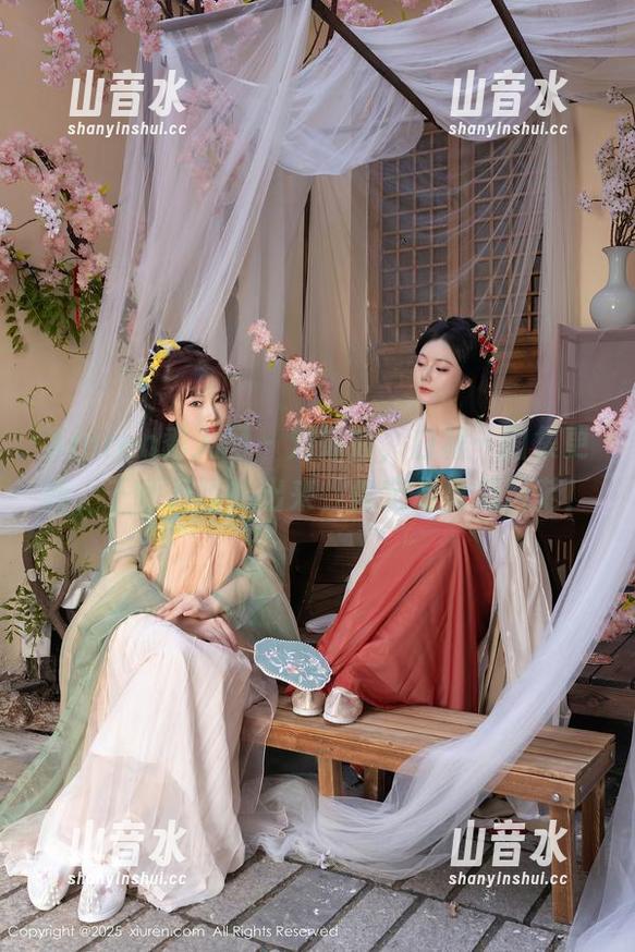 Xiuren秀人网 - 刘婷婷，白裙…图集更新，千呼万唤始出来，肯定是皇后风范！