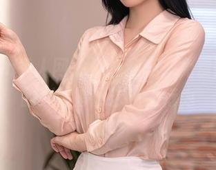 Xiuren秀人网 – 随便翻翻，免费图册里的刘婷婷厨艺逆天行为