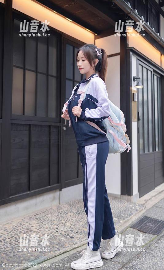 Xiuren秀人网-林煊煊 Xiuren秀人网 - 日常中的疯狂:林煊煊教你变出一堆美图资源!