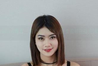 YouWu尤物馆 – 温心怡的图片，熟女韵味在指尖流转。