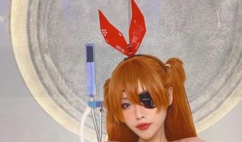向eliza喵喵学习，最新体操服套图：猫咪也想要运动，穿的不仅是服装，还是态度！