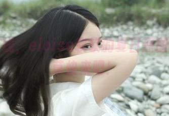 现在在线，eloise软软的夏日原图给你种草快来吧！