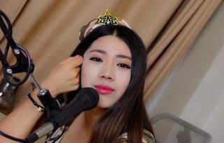 pans – 看熙熙的女神写真，脑子里就是不由自主地飘荡着小九九。