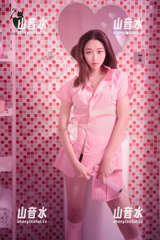 partycat轰趴猫 - 陈雅漫的厨娘私拍，哪个画面最让你流口水？