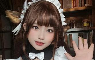 光脚秀也有图包？七七娜娜子的裸足下载惊现！