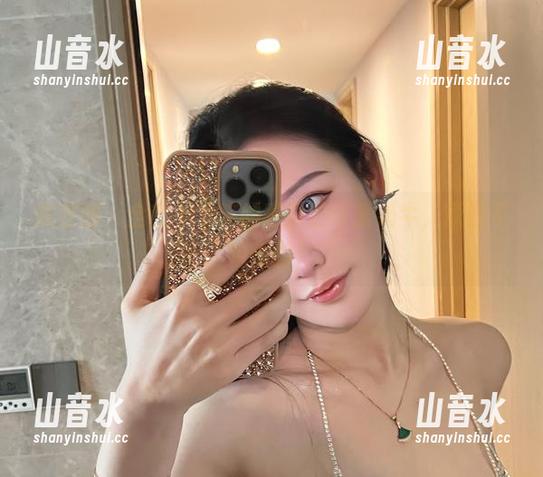 微密圈 - 全套不爱笑的赛琳的可爱奶牛，原图不怕你凶！
