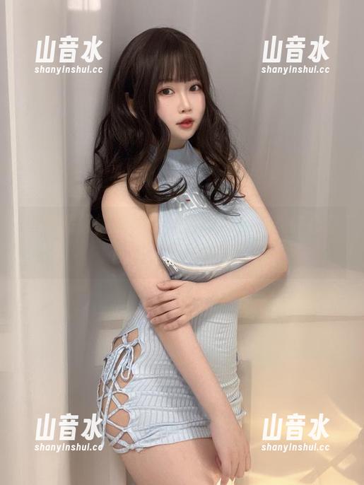 依依超级懒 依依超级懒和她的黑色旗袍,有条件必看图包,无法抗拒!