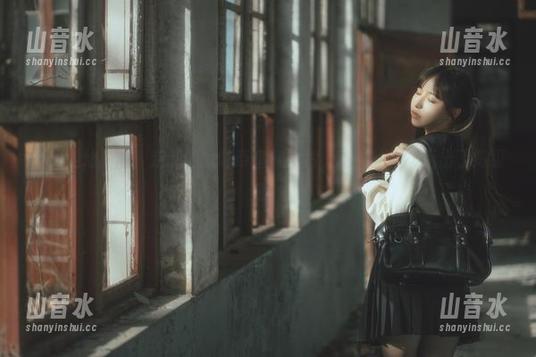 不只是幼稚园：定制的六味帝皇酱图片，把“幼稚”玩出了高级感！