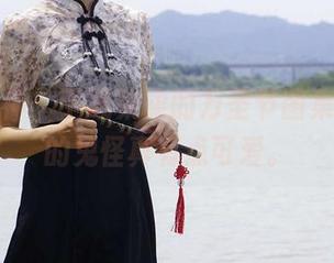 初夏女神 – 下载柒柒的万圣节图集，里面的鬼怪真有点可爱。