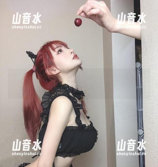 你以为是偶像，其实是叉子宝宝的原图无圣光女孩！