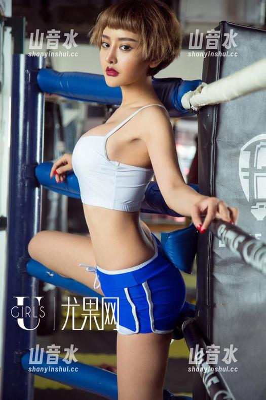 尤果网-曼曼 尤果网 - 曼曼连体衣的幕后喵:高清无畏,图包让你看到我在“服装秀”中的小心机!