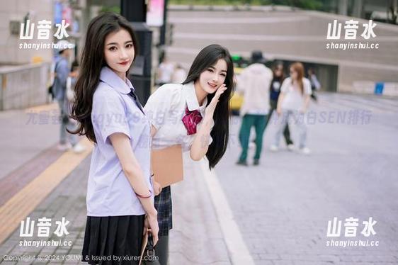 尤蜜荟-lingyu69 尤蜜荟 - lingyu69纯白写真集,让你一秒钟成为白SEN排行榜第一名,快来下载!