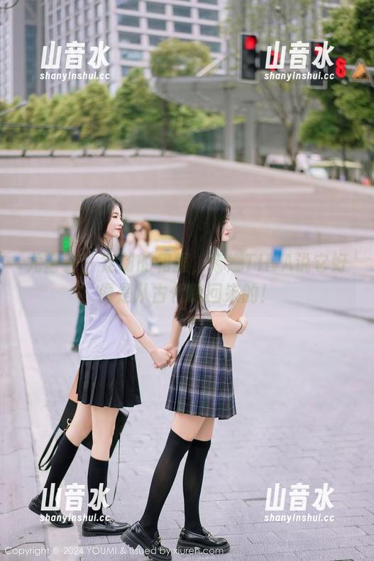 尤蜜荟-娜娜TINA 尤蜜荟 - 定制的和服,娜娜TINA说它好像是从古代跑回来的!