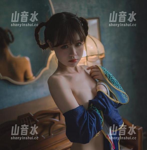 星黛鹿鹿i 星黛鹿鹿i,真的无时无刻不在用她的毛衣照片撩动我的小心心。