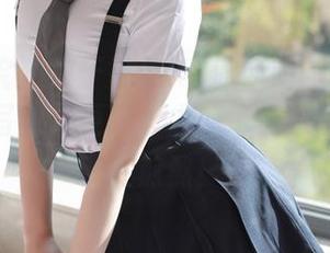 模范学院 – 终于等到K8傲娇萌萌Vivian的粉色写真集更新,之前每一秒等待都是在煎熬!