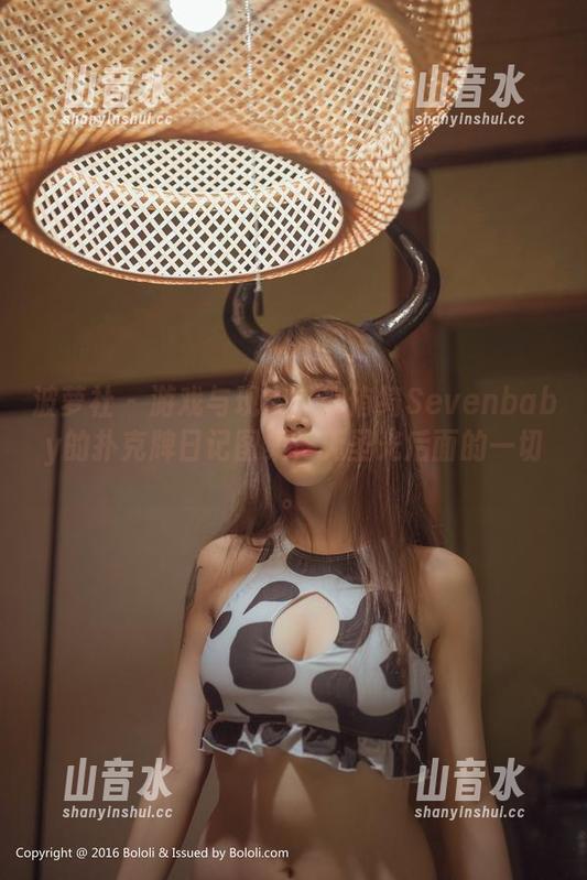 波萝社-柳侑绮Sevenbaby 波萝社 - 游戏与现实:柳侑绮Sevenbaby的扑克牌日记图集,无圣光后面的一切。