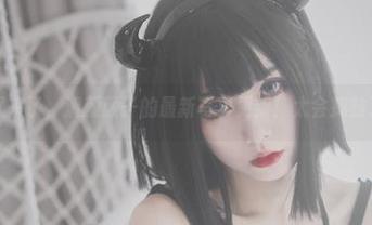 天使又来了，清颜颜子的最新写真更新！太会捣鼓了吧。