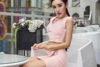 爱丝 – 风情万种，瑶瑶兔女郎的图片合集，保证让你多看几眼！
