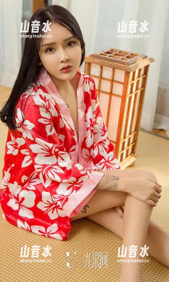 爱尤物-歆瑶 爱尤物 - 歆瑶的日常:无圣光厨房写真,搞怪与美味齐飞