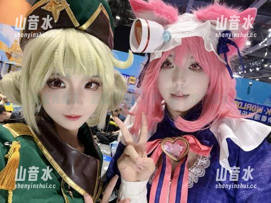 泳衣秀翻天，狐玖玖合集分享：这不仅仅是水波