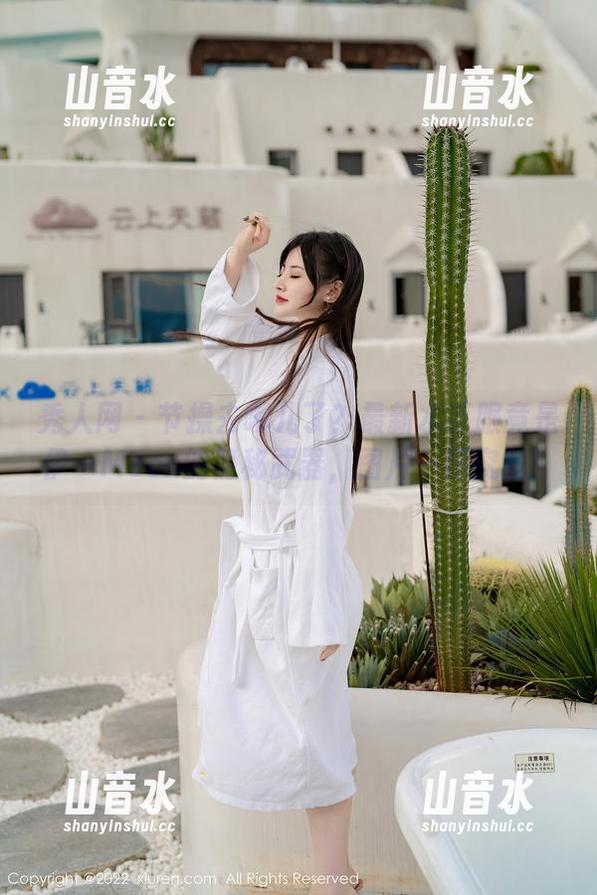 秀人网-伊一Moon 秀人网 - 节操去哪儿了?最新水手服竟是伊一Moon的隐秘武器,图片一探究竟!