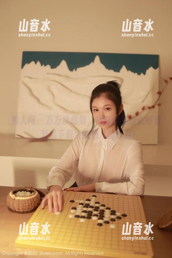 秀人网 - 万万没想到，制服还能这么好看，赶紧下载大美妞儿的作品！