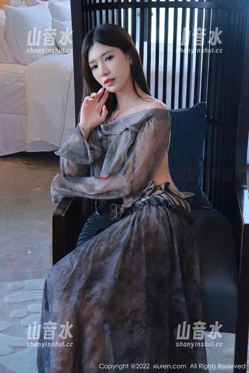 秀人网-是小逗逗 秀人网 - 是小逗逗又带来了白嫩粉色美图,果然不能小看这色彩!