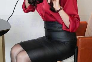 秀人网 – 曼柔：我从图库里挑的女友，原来不止我才是主角！