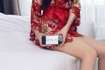 秀人网 – 私房里的毛衣审美：梦然同学的美图，一件比一件暖人心！