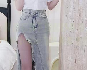 秀人网 – 黑丝包裹下的微妙格调，糯美子MINIbabe在线发布美图