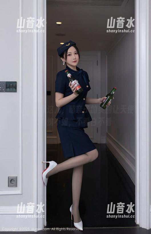 秀人网 - 在这儿，萌奈子的美图让天使都自愧不如，不看白不看