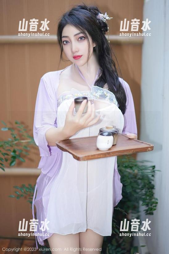 秀人网-金妍兮 秀人网 - 无圣光加持,金妍兮的图包让万圣节别有一番滋味