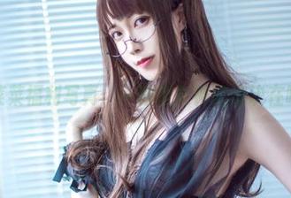 翎柒菜菜福利写真：一秒变女神的秘诀在哪里？