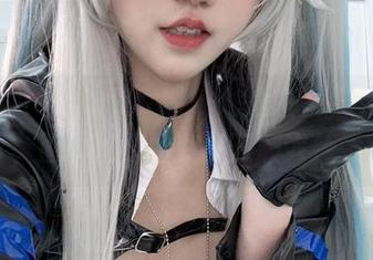 阿薰kaOri的兔女郎，光是想象那些姿势，画面都开始变得五颜六色。