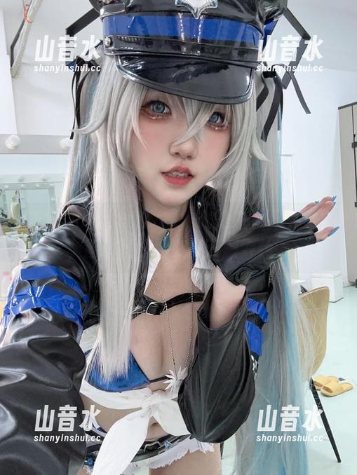 阿薰kaOri 阿薰kaOri的兔女郎,光是想象那些姿势,画面都开始变得五颜六色。