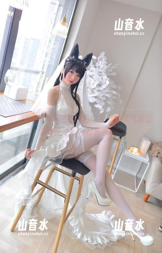 雪琪SAMA 雪琪SAMA与她的白色内衣:精灵气质让你欲罢不能,赶紧下载!