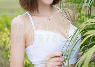 魅妍社 – Abby李雅的兔女郎全集：脑子里突然开始循环兔子吃胡萝卜的画面。