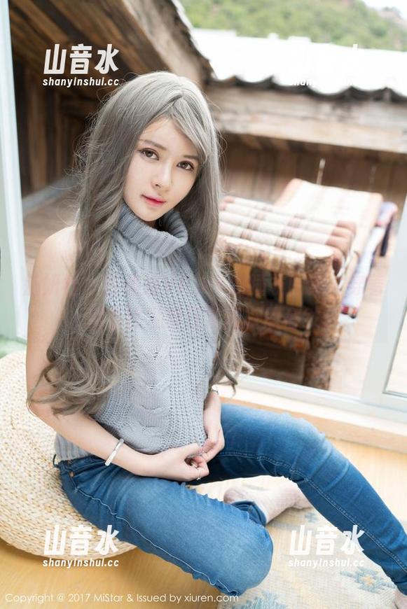 魅妍社-陈雅漫VICKY 魅妍社 - 陈雅漫VICKY的睡衣图集,穿着似乎比没穿还要难以取舍?