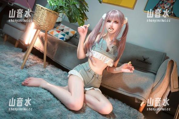 鹿八岁baby 吊带与鹿八岁baby:图册里的那些细节,你看见了吗?